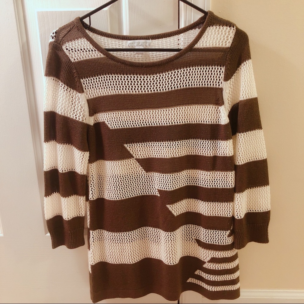 Sweater - Green and White asymmetric stripes